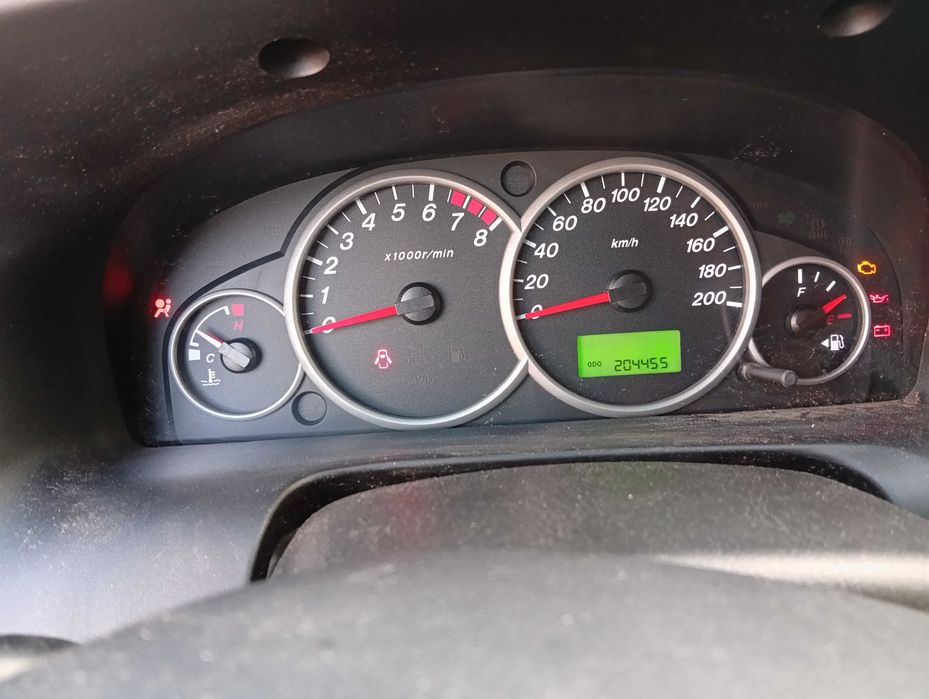 Mazda tribute 2.3 benzyna