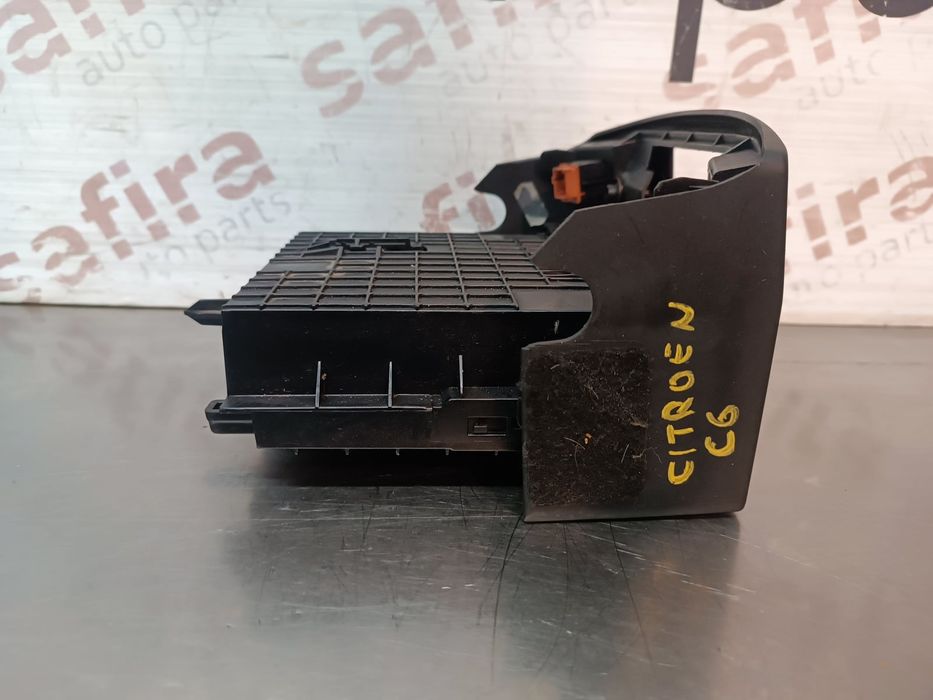 Caixa de Arrumação CITROËN C6 - 9657387977