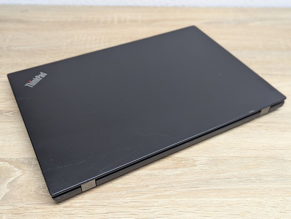 Модний, 4х ядерний ноутбук Lenovo ThinkPad L15