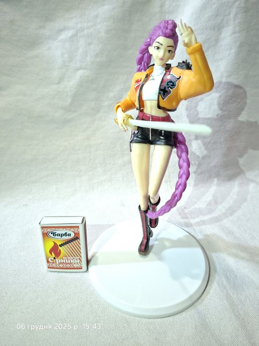 Кейпоп охотницы на демонов kpop demon hunters Руми Зои Мира 21 см