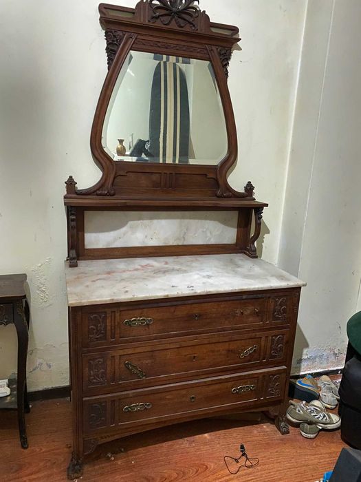 vendo moveis antigos com bancada em mármore intacta