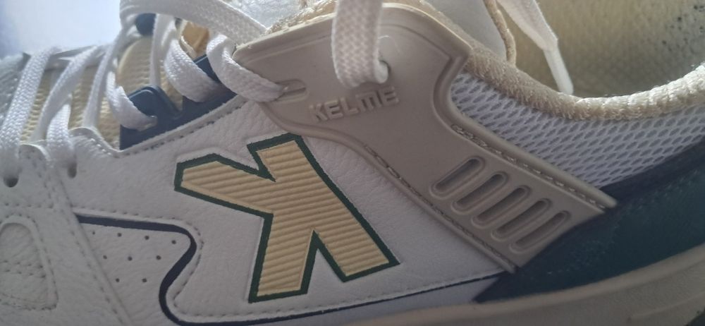Tenis Homem marca Kelme(usados)