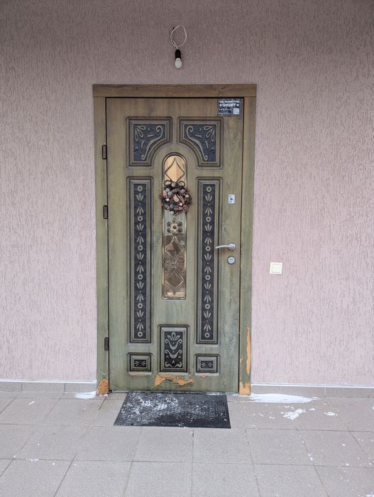 Вхідні двері б/у