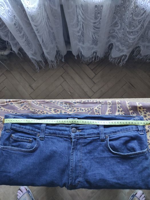 Продам джинсы мужские