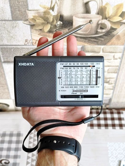 Радиоприемник XHDATA D-219 FM/AM/SW  всеволновой / Батарейки в Подарок