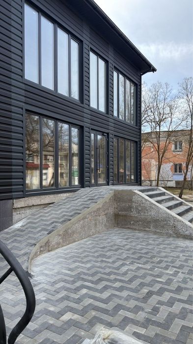 Оренда комерційної нерухомості, 135м2