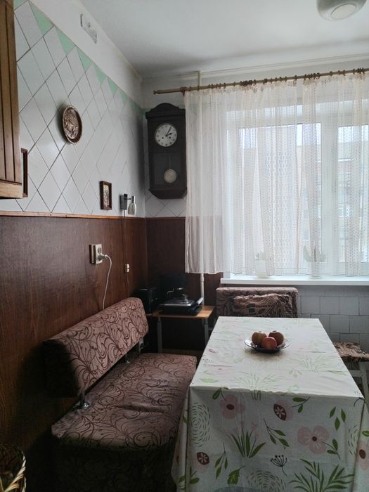 Здається 3-кімнатна квартира на пр. Свободи