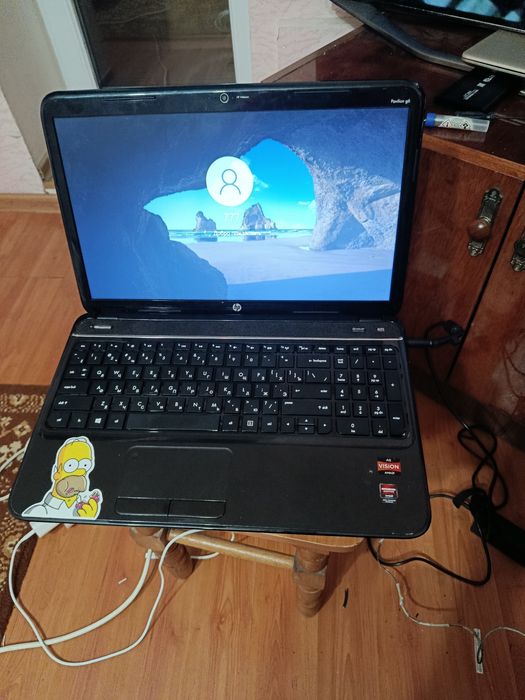 Продам ноутбук HP G6 a8 4500/8/500/Radeon 7670 2Gb акб 10 минут