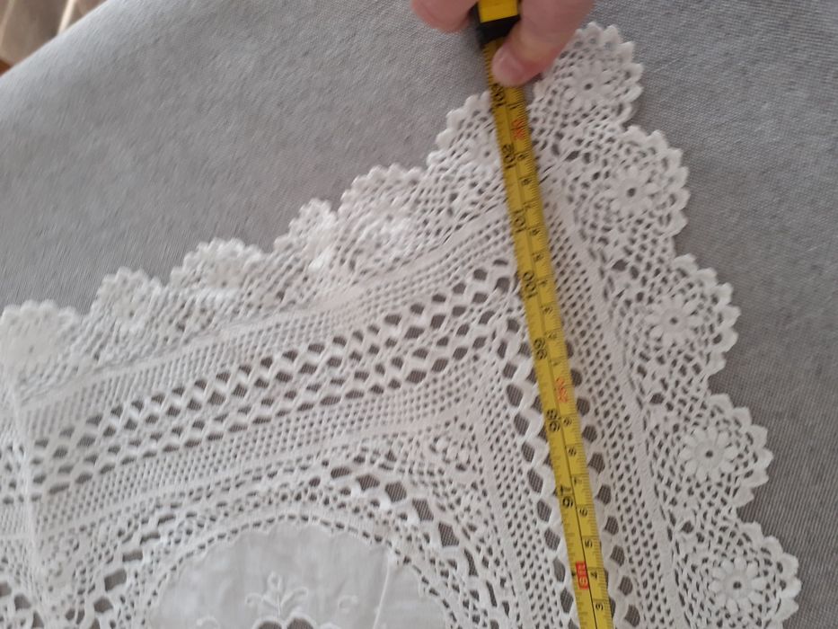 Toalha em croché feita mao