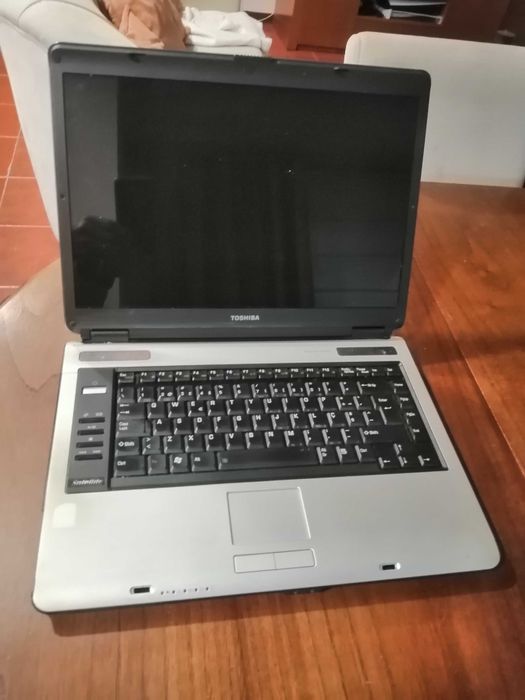 Computador Toshiba