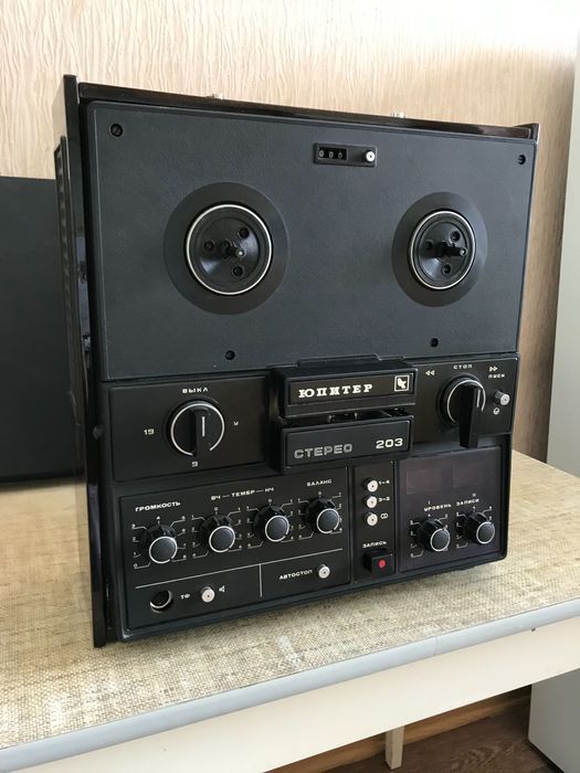 Магнитофон «Юпитер-203»стерео.