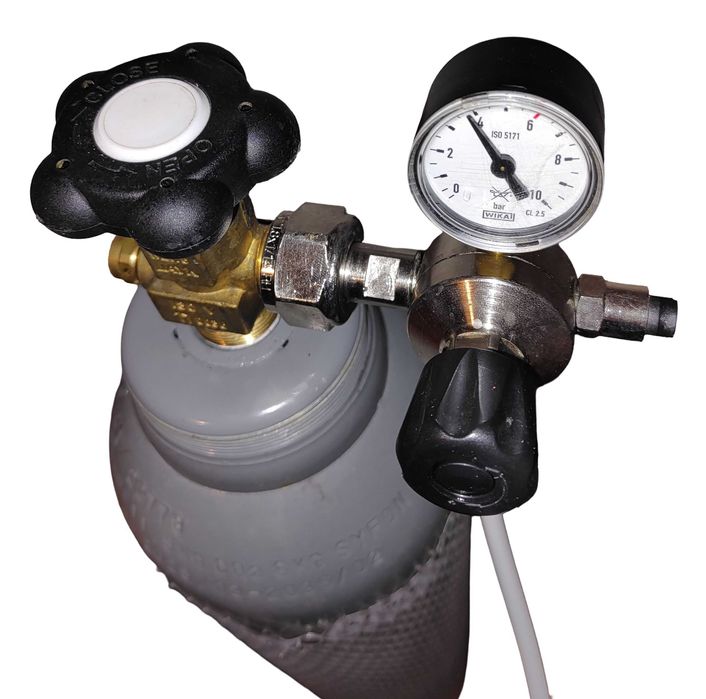 Saturator do wody gazowanej Co2 na butelki PET z butlą 8L> Sodastream