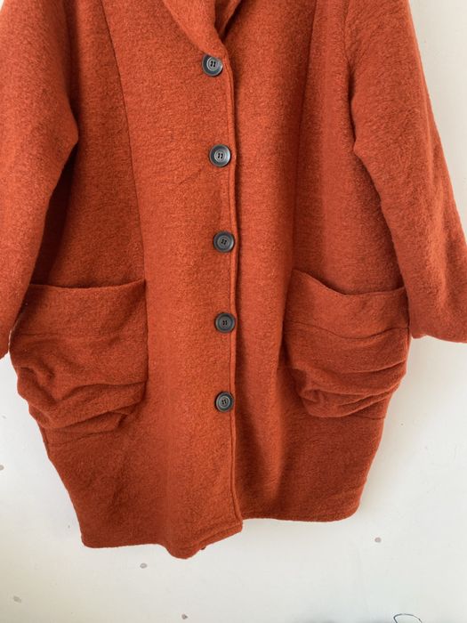 Rudy wełniany płaszcz oversize Styled in Italy kieszenie wool grzybek