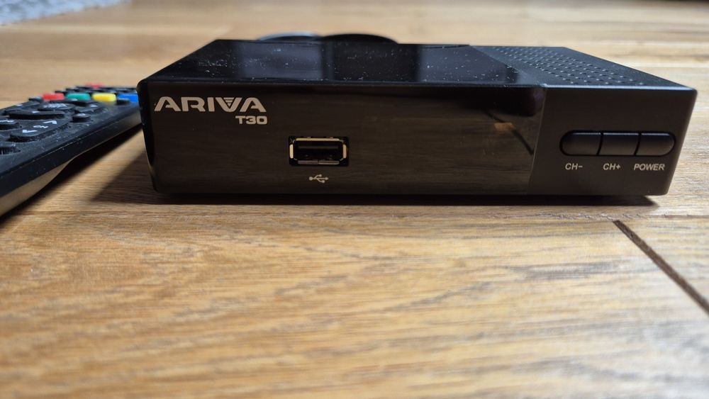 Dekoder TV DVB-T2 HEVC Ariva T30