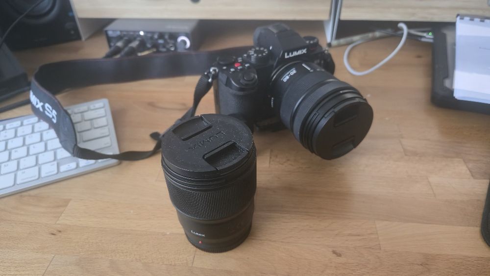 Panasonic Lumix S5 + obiektyw 20-60 i stało ogniskowy 50 + bateria dod
