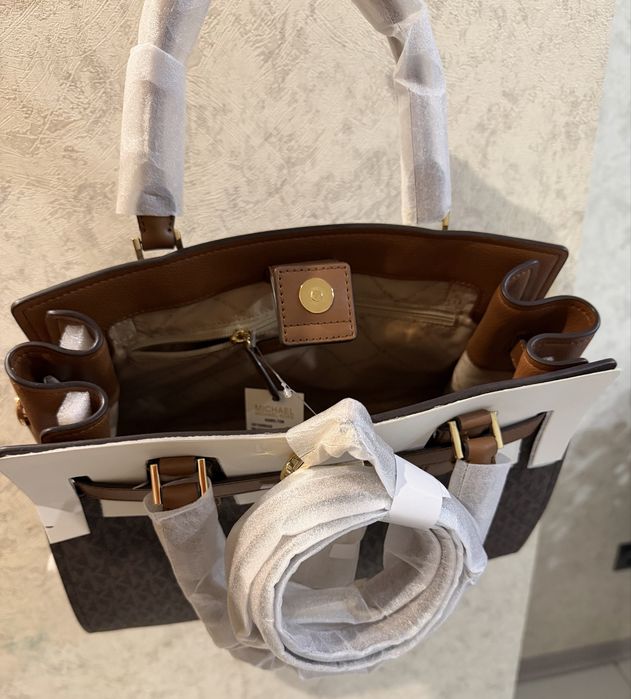 Жіночка шкіряна сумка michael kors