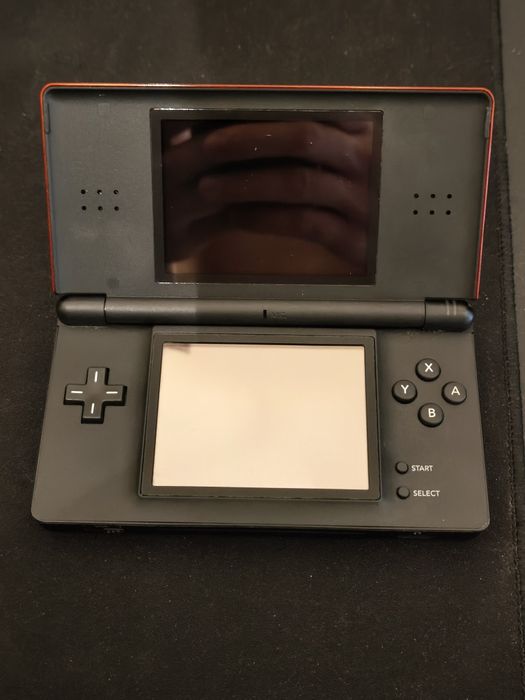 Nintendo DS Lite