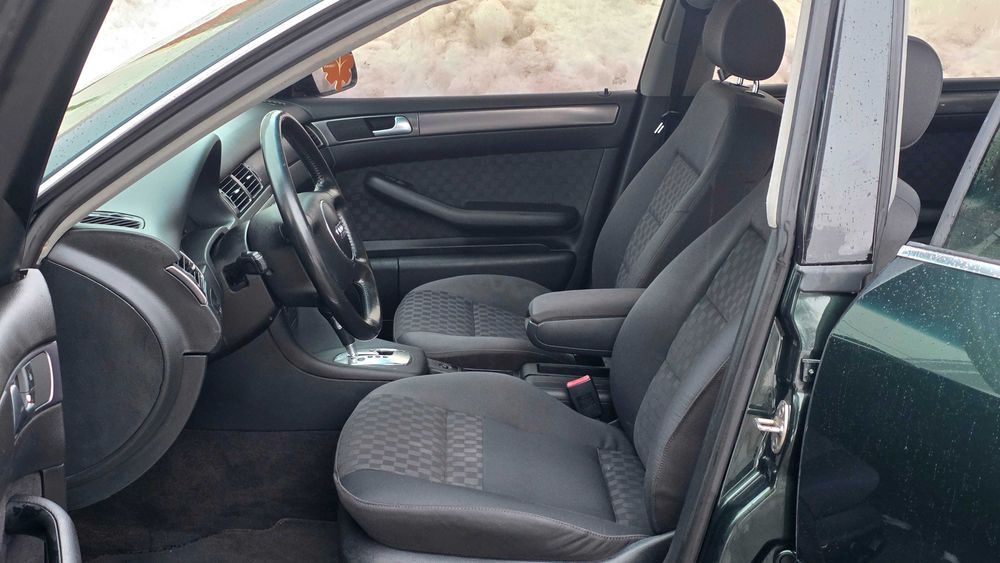Audi A6 2003року 2.5дизель Автомат в дуже гарному стані