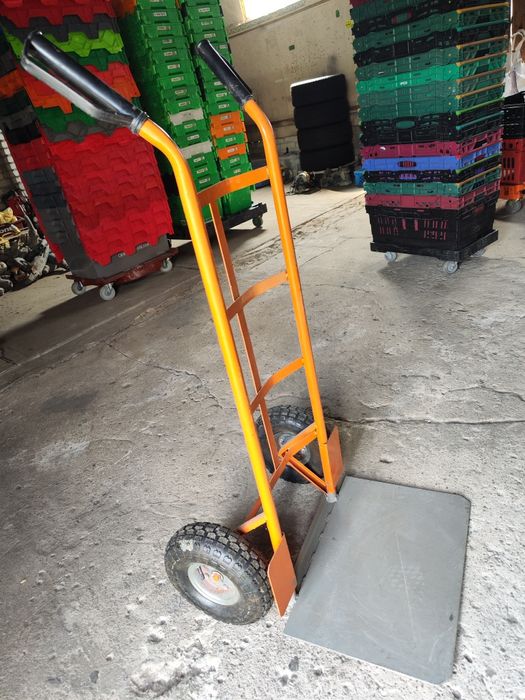 Wózek transportowy solidny magazynowy Mocny dospawana platforma