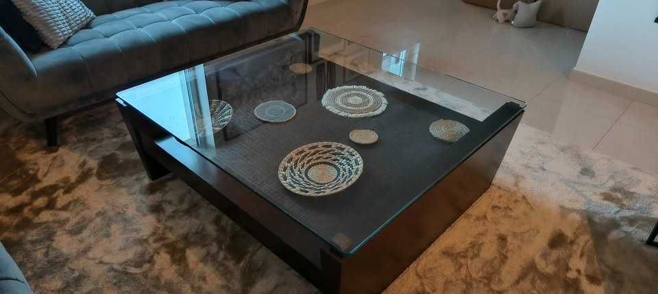 Mesa de Centro (Madeira e Vidro)