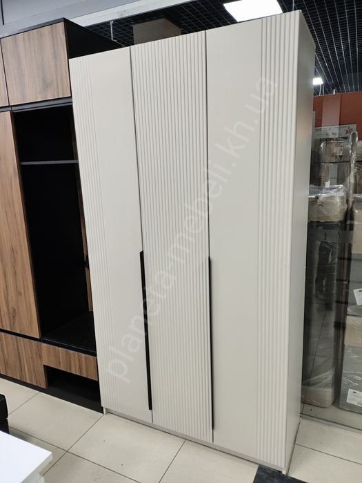 Шафи Вінниця, розпашні шафи, шафи недорого,