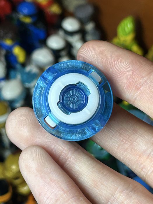 Продам драйвер Beyblade Burst Ultimate Reboot від Takara Tomy.