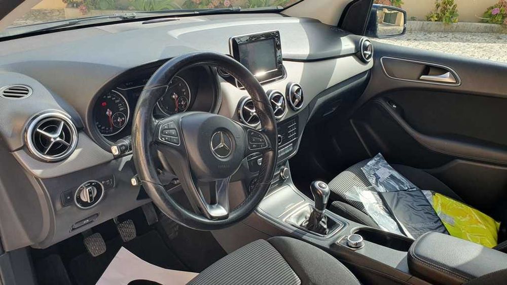 Mercedes B180 2017 Nacional