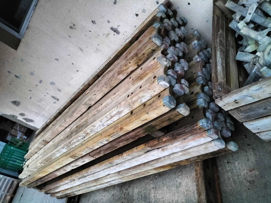 Dźwigary stropowe drewniane peri