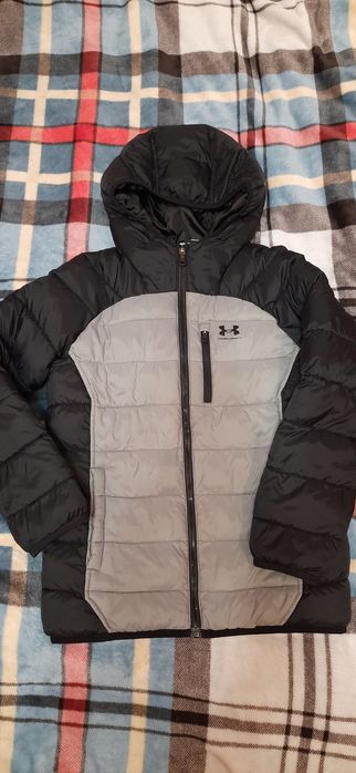 Under armour куртка