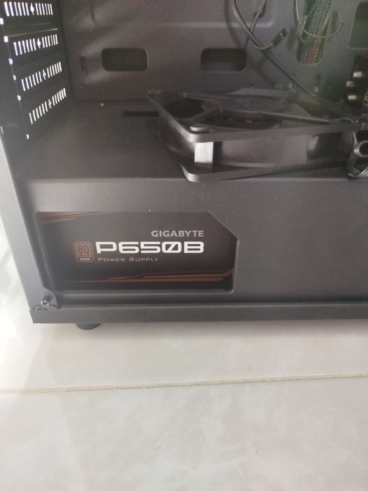 Gigabyte torre computador464569078404229122