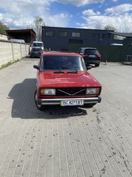 Lada 2105 Читати опис.