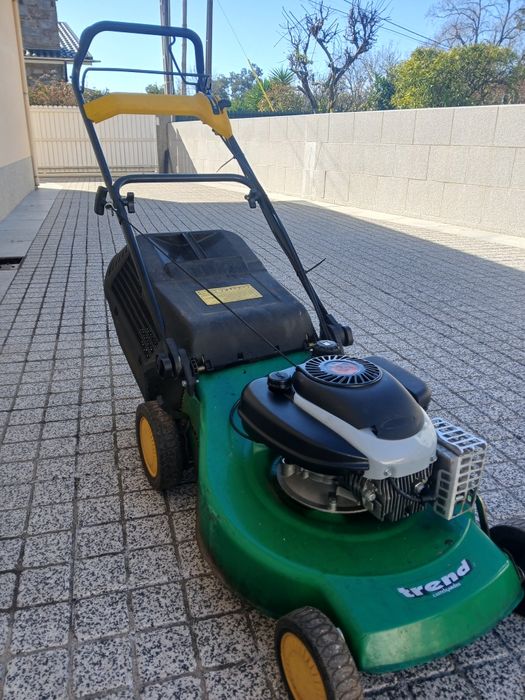 Corta relva castelgreen