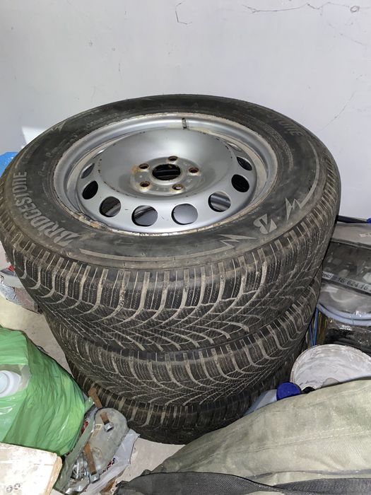 Bridgestone Blizzak LM005 205/65 R16 95H зимові шини диски колеса гума