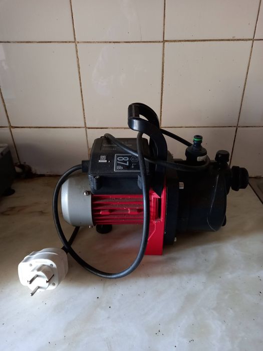 Bomba água limpa