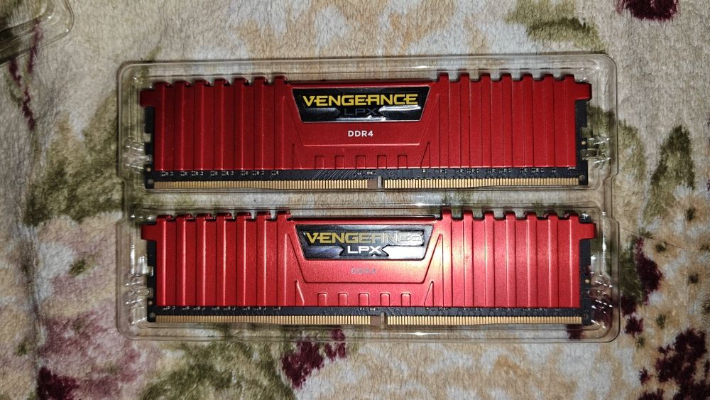 Оперативная память Corsair Vengeance LPX DDR4 16Gb 3200MHz CL16