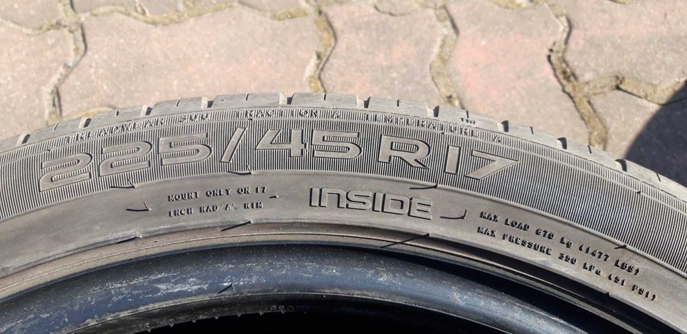 Opony Nokian 225 45  17  2022r