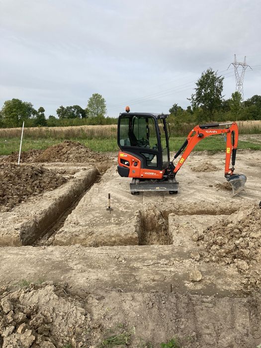 Minikoparka wynajem usługi minikoparką  wiertnica przyłącza