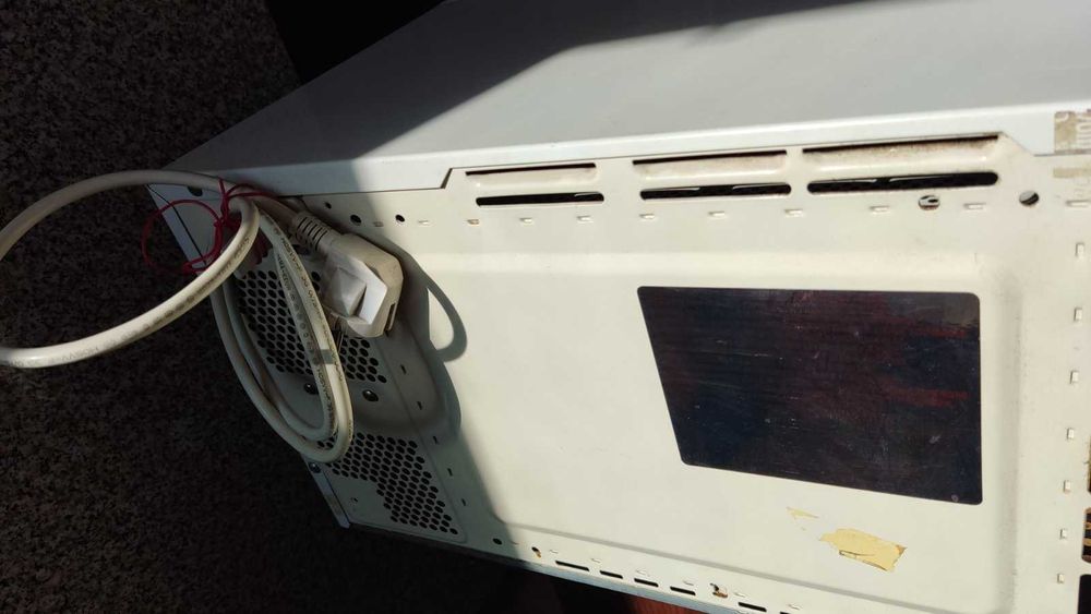 Продается микроволновка Шарп R-220A