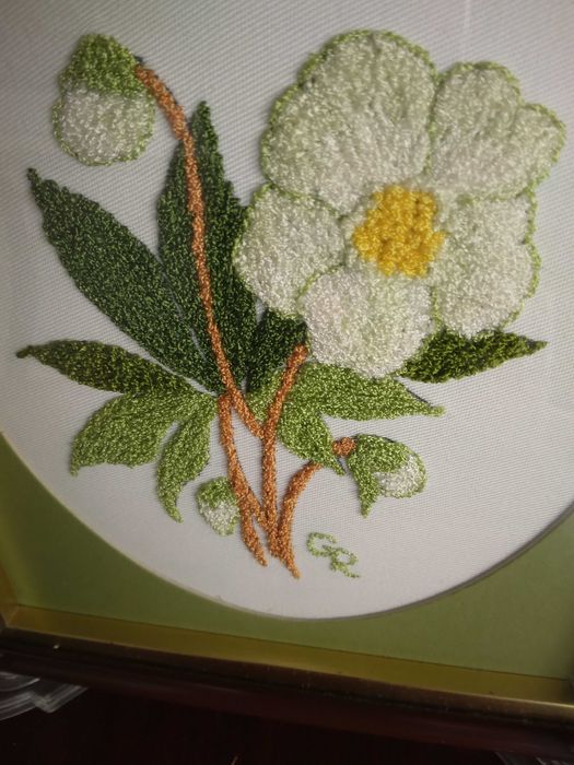 Quadro bordado manualmente