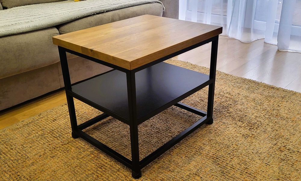 Stolik kawowy w stylu LOFT z blatem z litego drewna dębowego