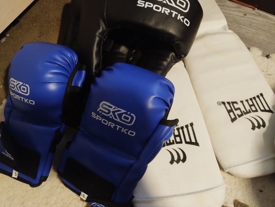 Просто спорядження для самооборони мма