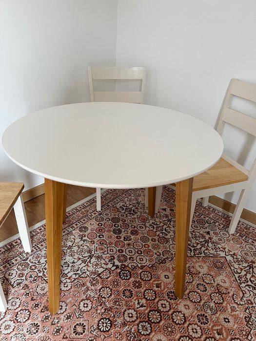 Mesa de refeições, mesa de cozinha