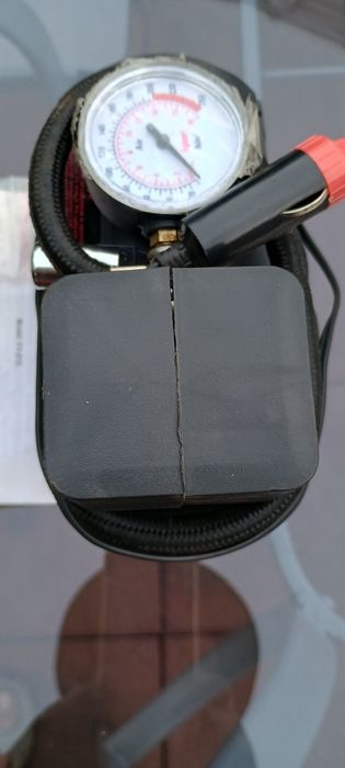 Minikompresor samochodowy 12V