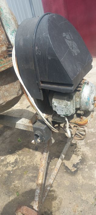 Продам бетономешалка б/у