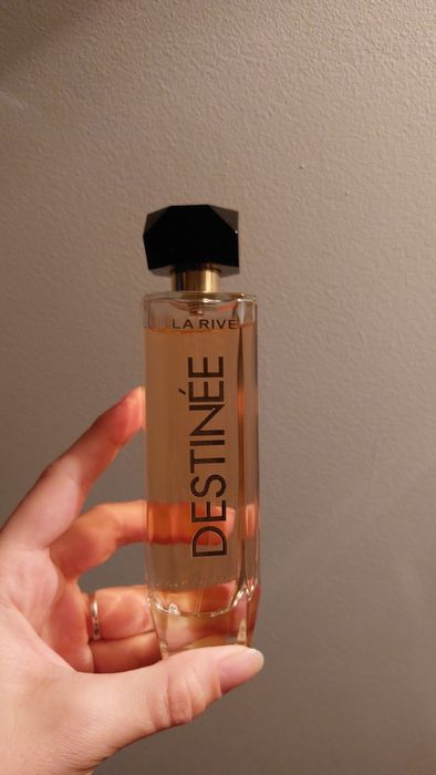 Perfumy La Rive Destinee (YvesSaintLaurent-Libre)