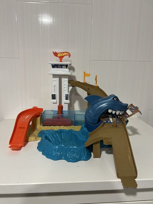 дитячі ігрові треки Hot Wheels