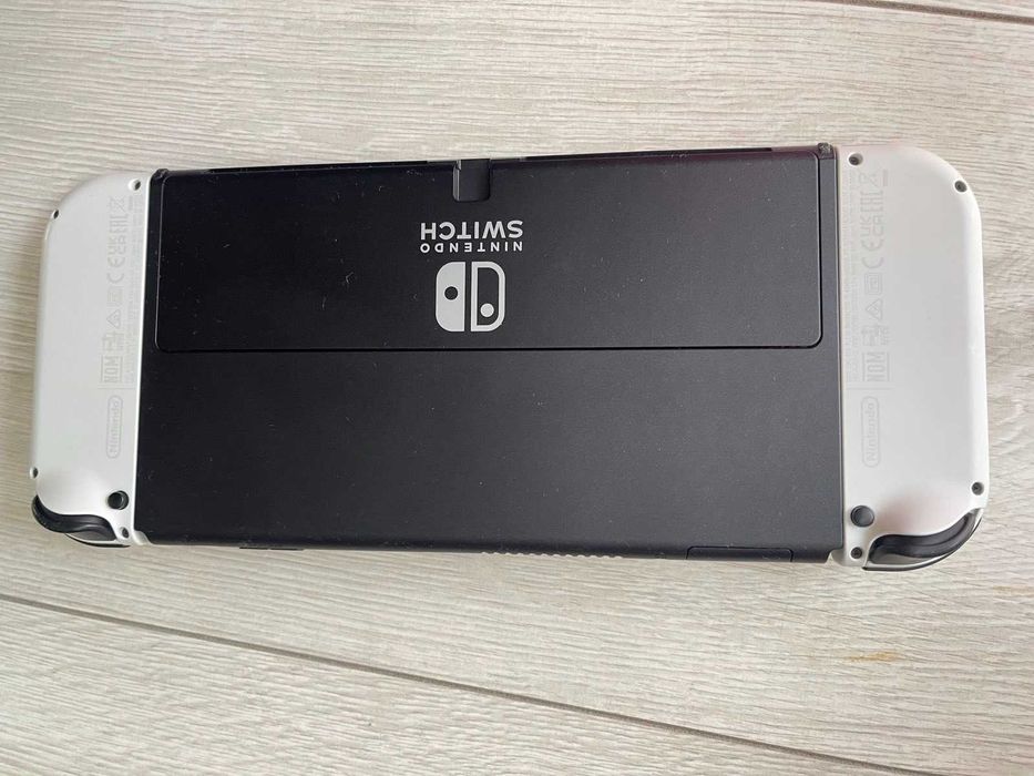 Продам Nintendo Switch