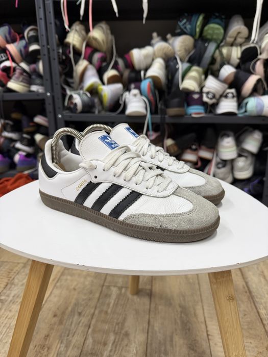 Оригінальні кросівки Adidas Samba IE 3675