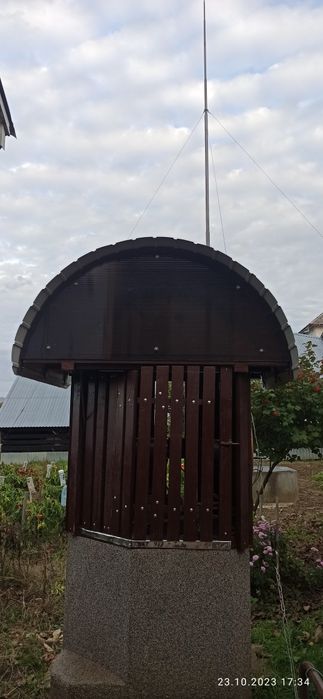 Оголовок колодязя.Колодязь.Рула на колодязь. .