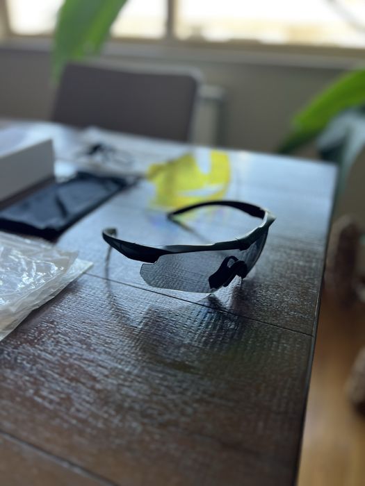 Oculos de sol de corrida / running - NOVO